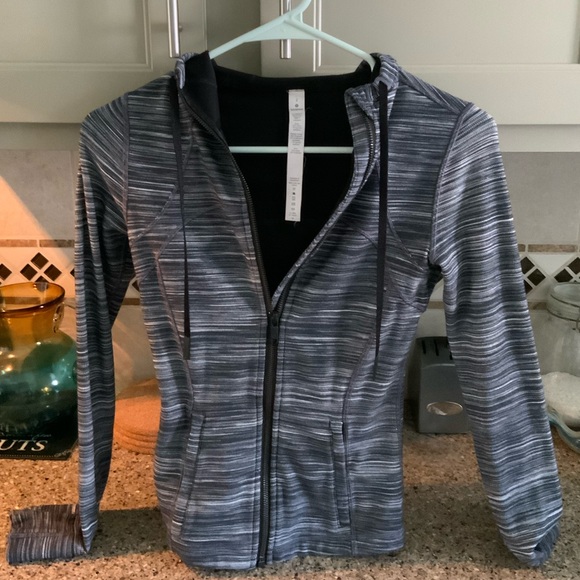 Lululemon hooded define jacket NULU - Picture 3 of 4